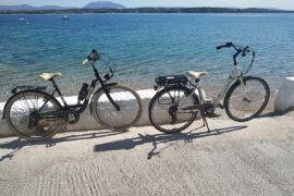 Discover Spetses Town with a bike